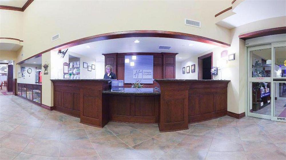 Holiday Inn Express & Suites Wausau By Ihg Weston Exteriér fotografie