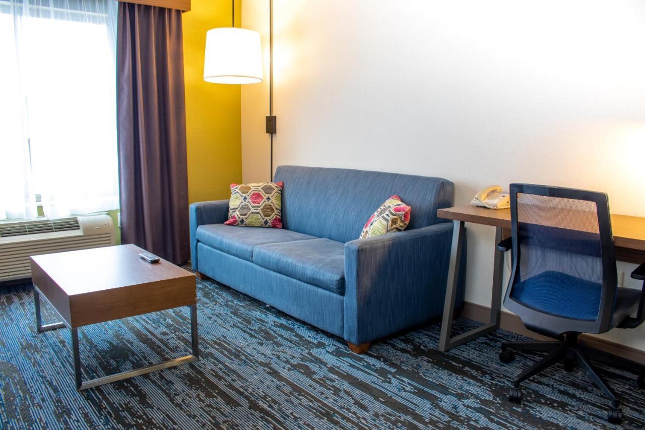 Holiday Inn Express & Suites Wausau By Ihg Weston Exteriér fotografie
