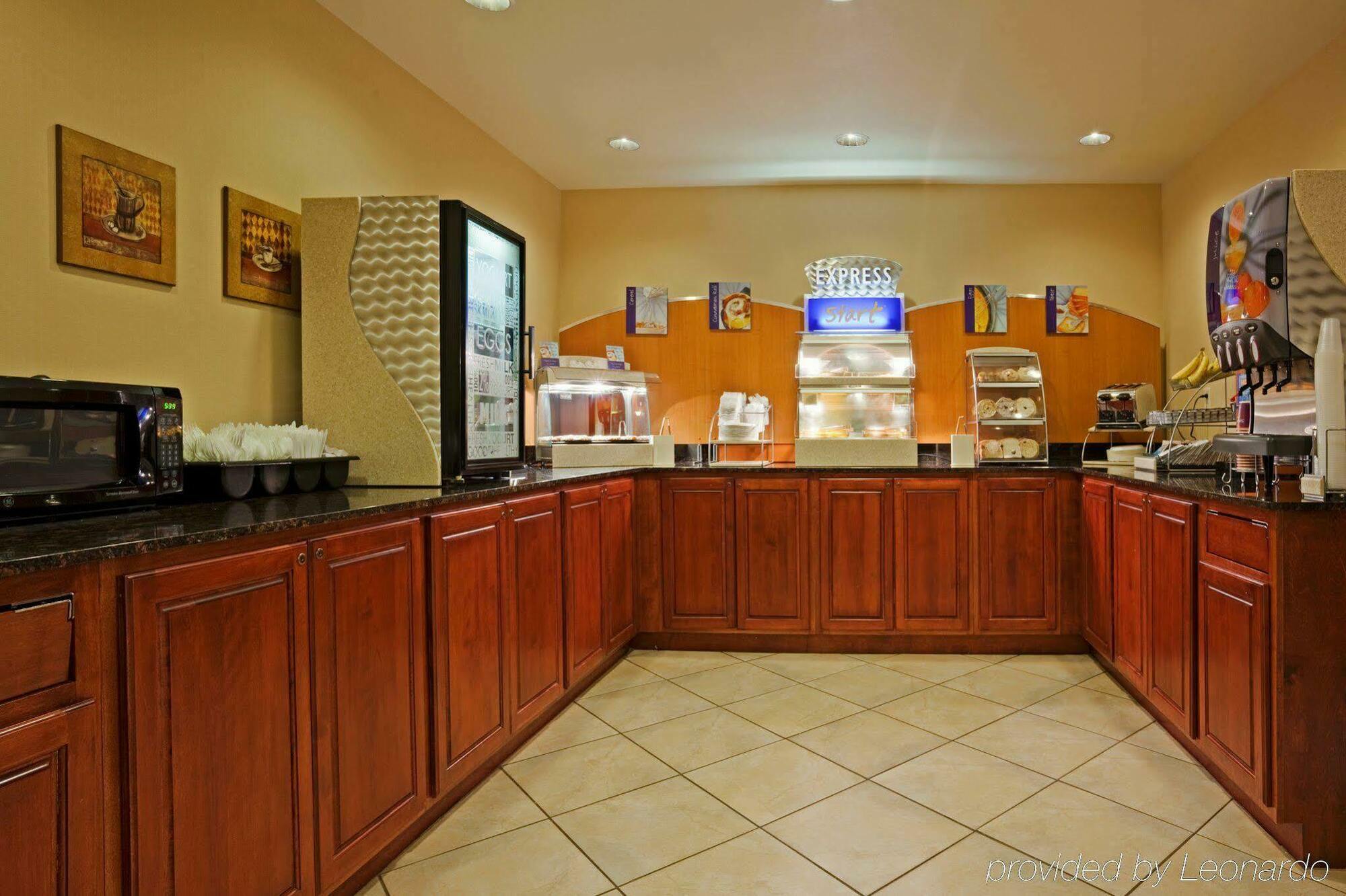 Holiday Inn Express & Suites Wausau By Ihg Weston Exteriér fotografie